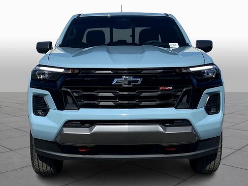 Used 2025 Chevrolet Colorado Z71 image 3