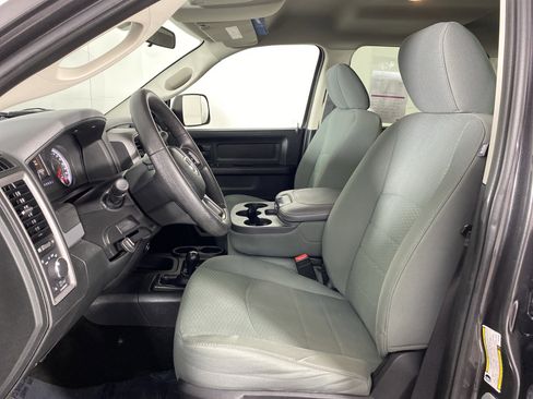Used 2015 RAM 2500 Tradesman w/ Chrome Appearance Group AWD/4WD image 12