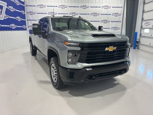 Used 2024 Chevrolet Silverado 3500 W/T AWD/4WD image 11