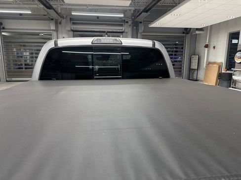 Used 2019 Toyota Tacoma SR5 image 7