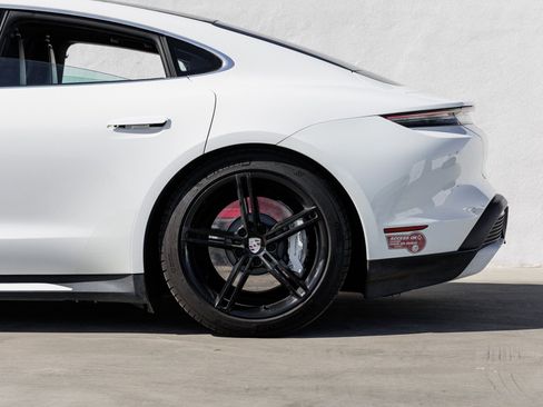 Certified 2020 Porsche Taycan Turbo image 11