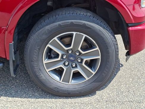 Used 2015 Ford F150 XLT w/ Equipment Group 301A Mid AWD/4WD image 11