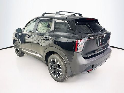 New 2026 Nissan Kicks SV w/ Cold Weather Package image 7