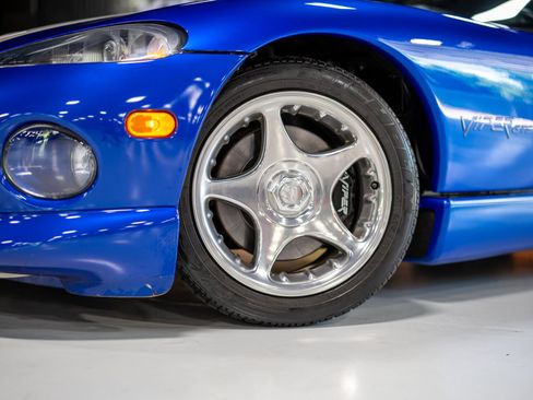 Used 1996 Dodge Viper GTS RWD image 7