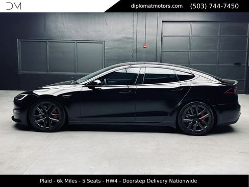 Used 2025 Tesla Model S Plaid AWD/4WD image 3