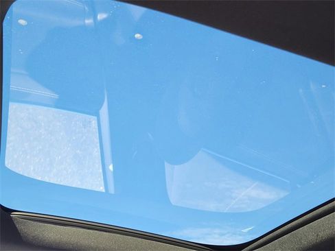 Certified 2025 Mercedes-Benz GLA 250 4MATIC image 29