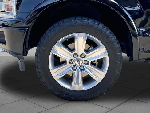 Used 2018 Ford F150 Platinum w/ Equipment Group 701A Luxury AWD/4WD image 10