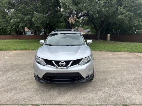 Used 2017 Nissan Rogue Sport SL FWD image 3