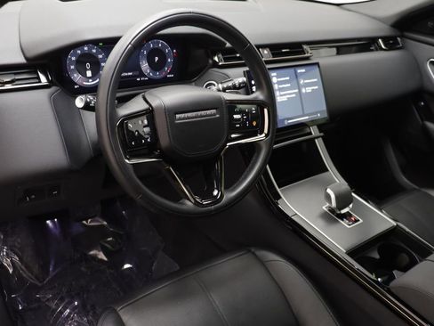 Used 2026 Land Rover Range Rover Velar S image 6