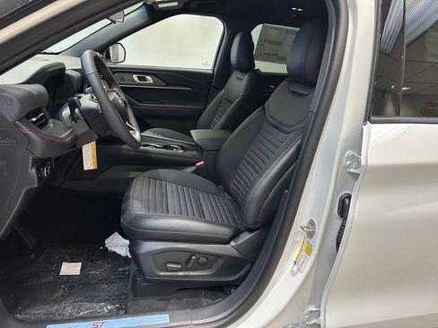 New 2026 Ford Explorer ST-Line AWD/4WD image 7