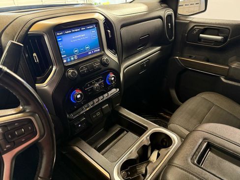 Used 2021 Chevrolet Silverado 1500 RST image 20