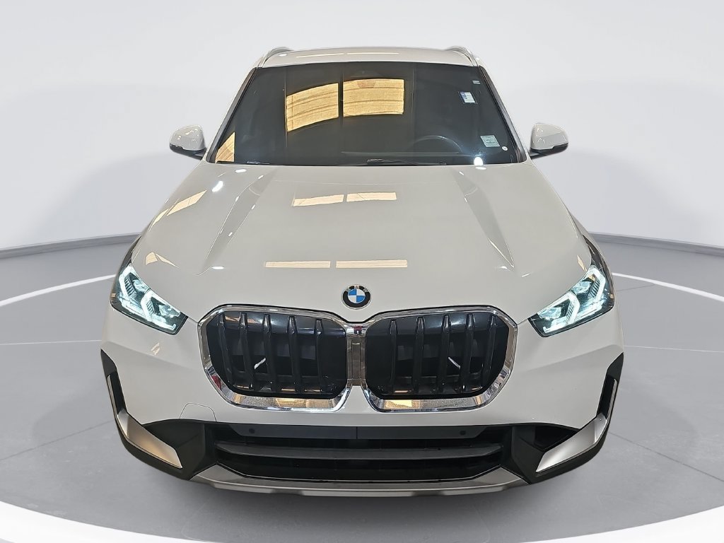 Used 2023 BMW X1 xDrive28i AWD/4WD image 2