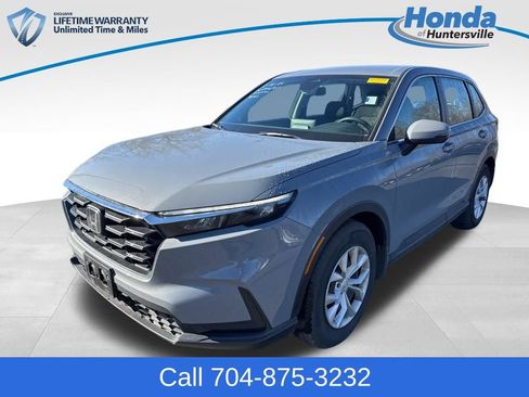 Used 2024 Honda CR-V LX image 2