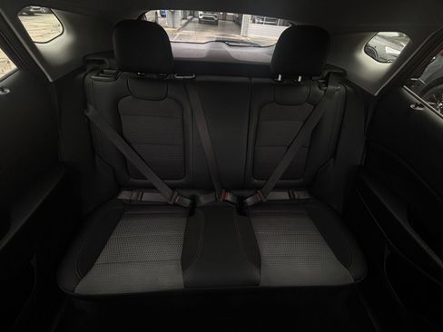 Used 2025 Chevrolet Trax LT w/ LT Convenience Package image 38