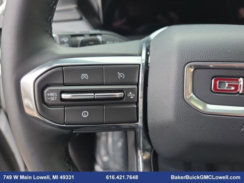 Used 2025 GMC Acadia Elevation image 19