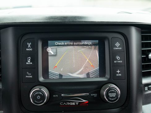 Used 2021 RAM 2500 Big Horn image 28