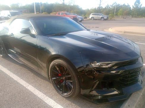 Used 2022 Chevrolet Camaro SS image 8