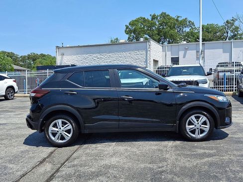 Used 2025 Nissan Kicks Play S FWD image 7