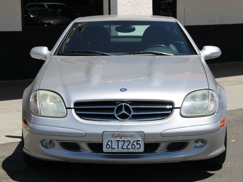Used 2004 Mercedes-Benz SLK 320 image 2