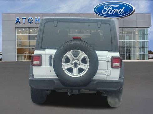 Used 2018 Jeep Wrangler Sport S image 6