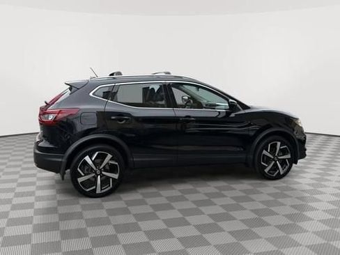 Used 2022 Nissan Rogue Sport SL AWD/4WD image 2