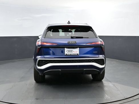 New 2026 Audi Q3 quattro 2.0T AWD/4WD image 25
