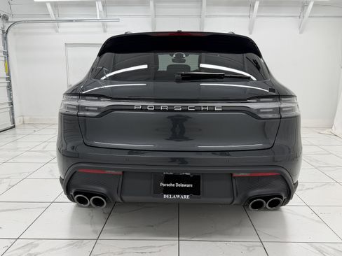 Certified 2026 Porsche Macan AWD/4WD image 13
