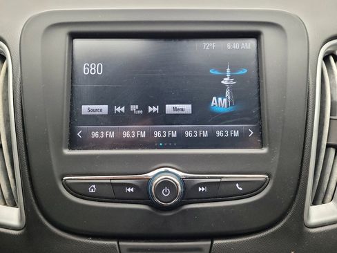 Used 2017 Chevrolet Malibu LS image 25