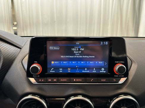 Certified 2022 Nissan Sentra S image 14