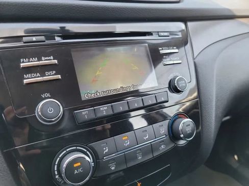 Used 2017 Nissan Rogue Sport S w/ S Appearance Package AWD/4WD image 20
