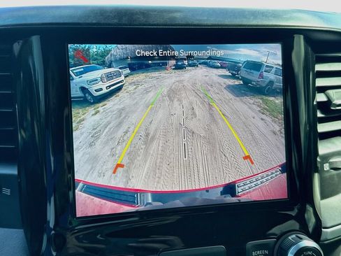 Used 2022 RAM 1500 Big Horn AWD/4WD image 15