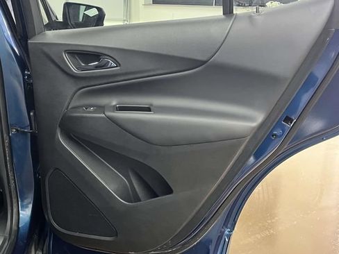 Used 2020 Chevrolet Equinox LT FWD image 22