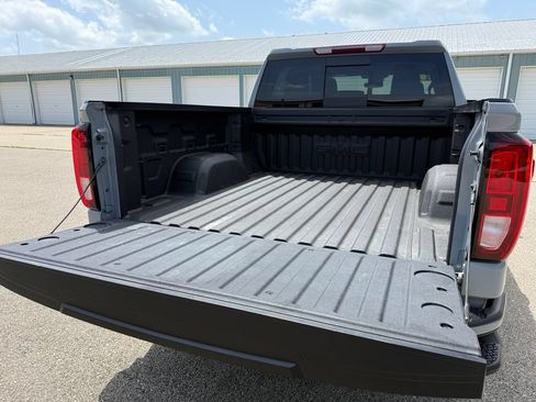 Used 2024 GMC Sierra 1500 Elevation w/ Elevation Premium Package AWD/4WD image 14