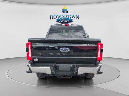Used 2024 Ford F250 Lariat AWD/4WD image 4