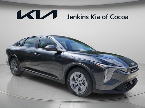 New 2026 Kia K4 FWD image 1