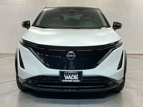 Used 2023 Nissan Ariya AWD/4WD image 8