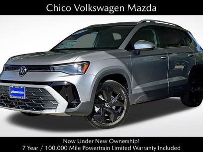 New 2025 Volkswagen Taos SE