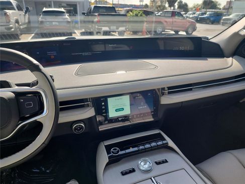 New 2026 Lincoln Navigator Reserve image 34