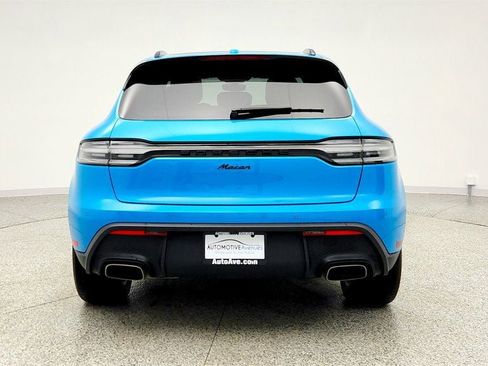 Used 2022 Porsche Macan w/ Premium Package Plus image 6