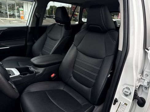 Used 2024 Toyota RAV4 XLE Premium w/ Weather Package AWD/4WD image 18