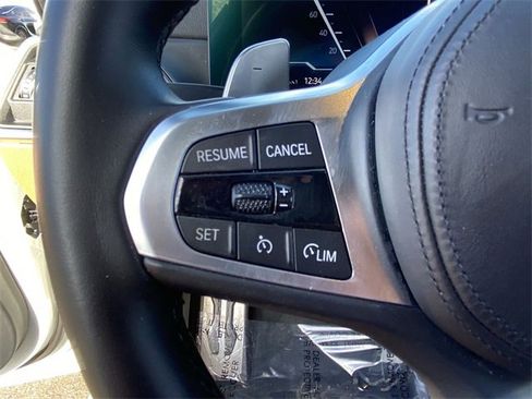 Used 2023 BMW 330i 330i w/ M Sport Package image 21