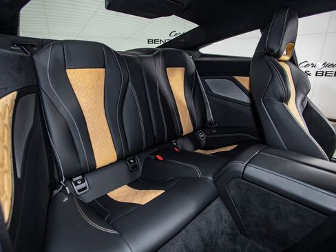 Used 2023 BMW M8 Competition w/ M Carbon Exterior Package image 17