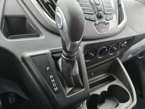 Used 2019 Ford Transit 350 XLT image 29