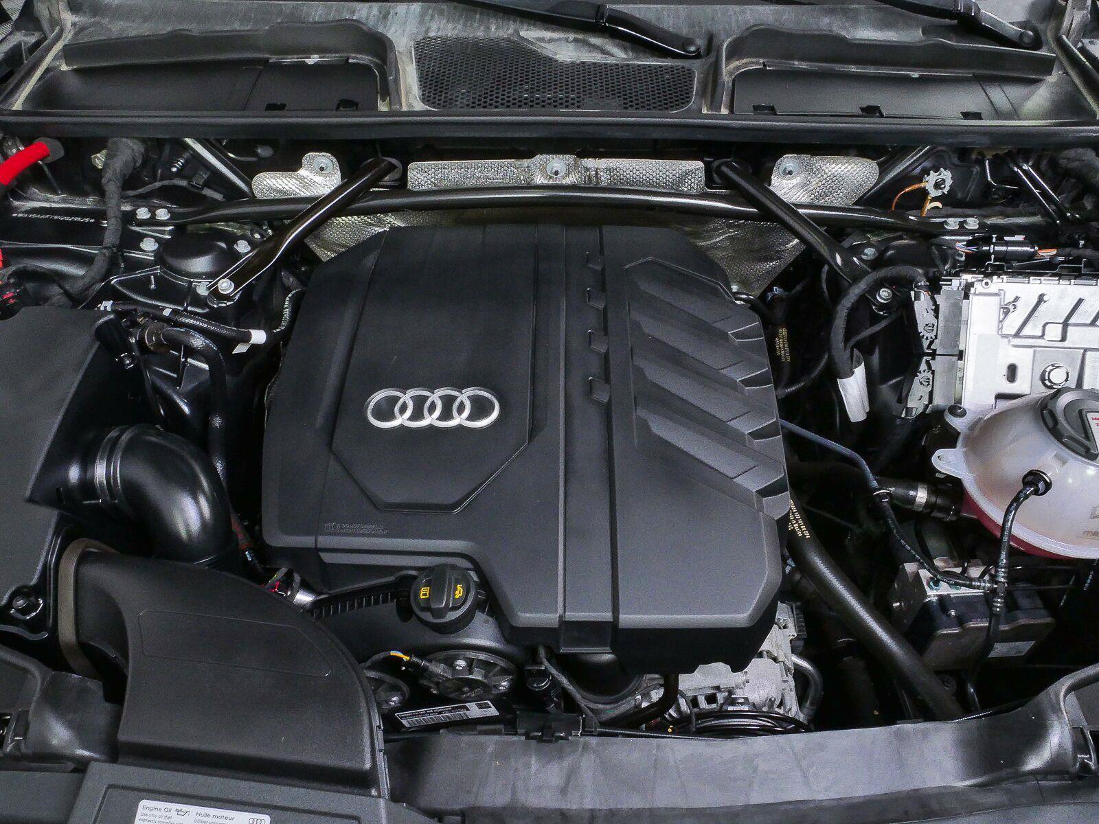 Used 2022 Audi Q5 2.0T Premium Plus AWD/4WD image 32