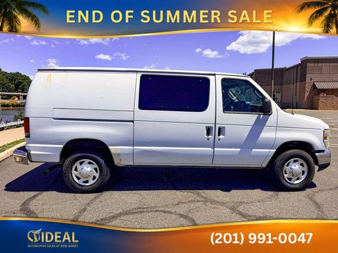 Used 2011 Ford E-350 and Econoline 350 Super Duty w/ Premium Van Group RWD image 7