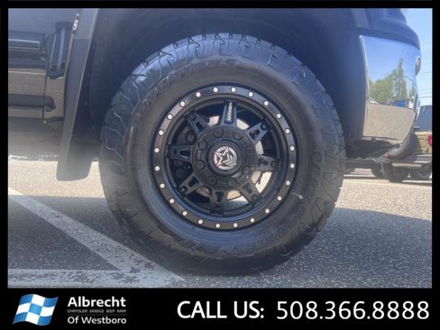Used 2018 GMC Sierra 1500 SLE w/ SLE Value Package AWD/4WD image 31