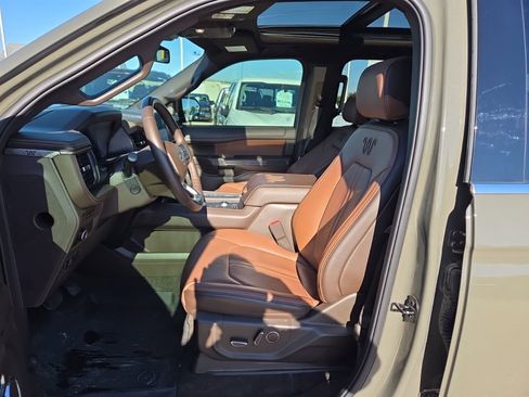 Used 2024 Ford Expedition Max King Ranch AWD/4WD image 8