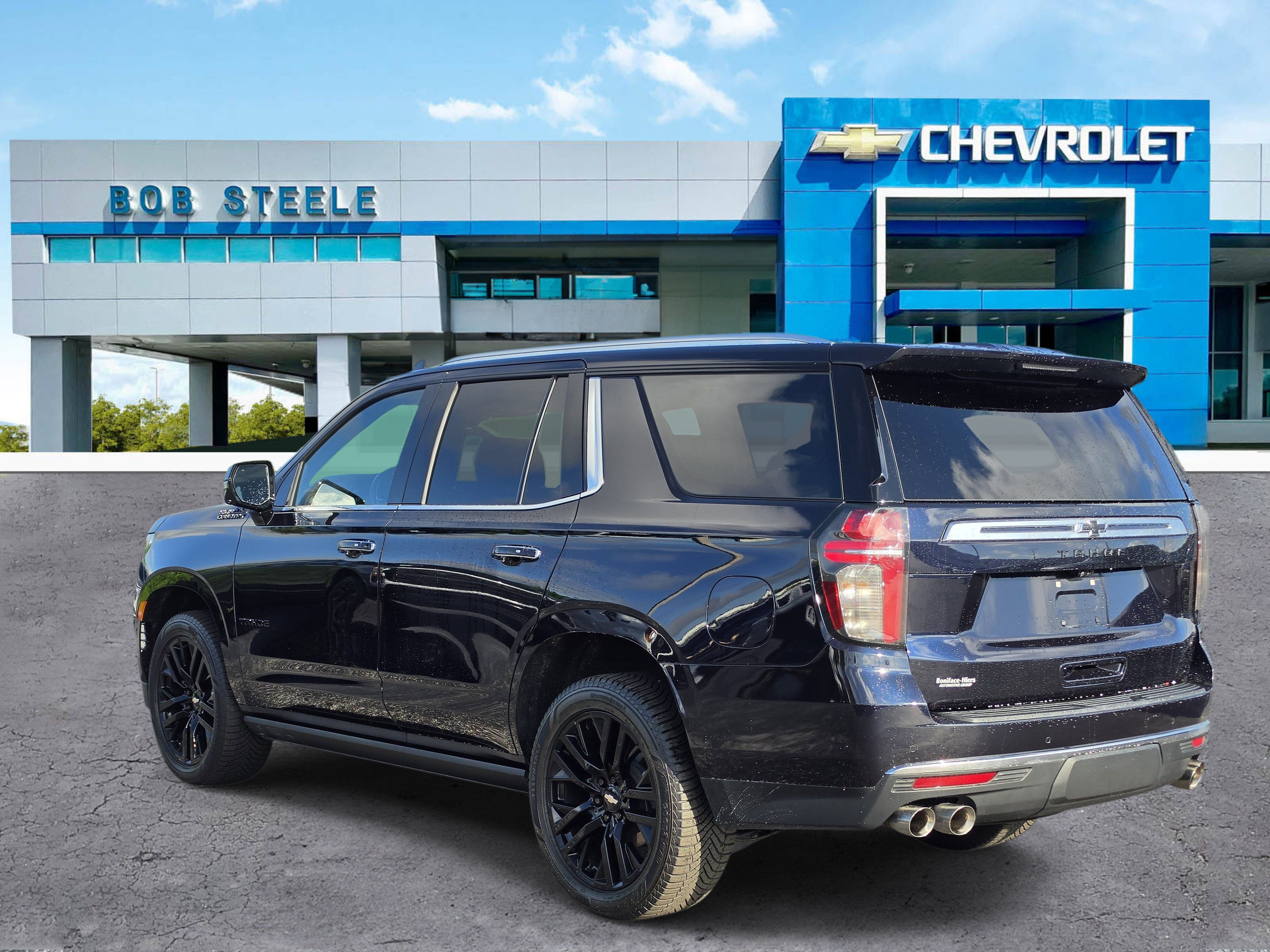 Certified 2022 Chevrolet Tahoe High Country w/ Premium Package AWD/4WD image 3