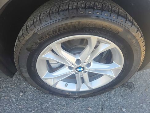 Used 2019 BMW X3 xDrive30i w/ Driving Assistance Package image 25