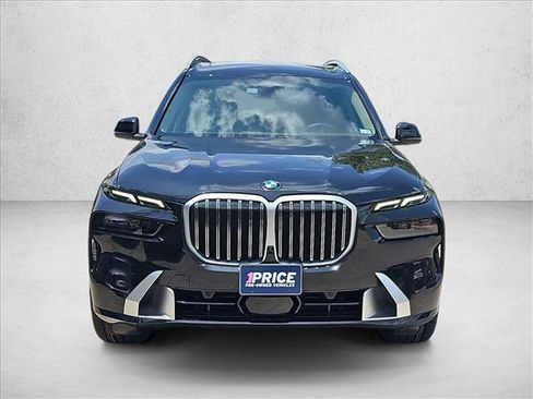 Used 2024 BMW X7 xDrive40i w/ Premium Package AWD/4WD image 2